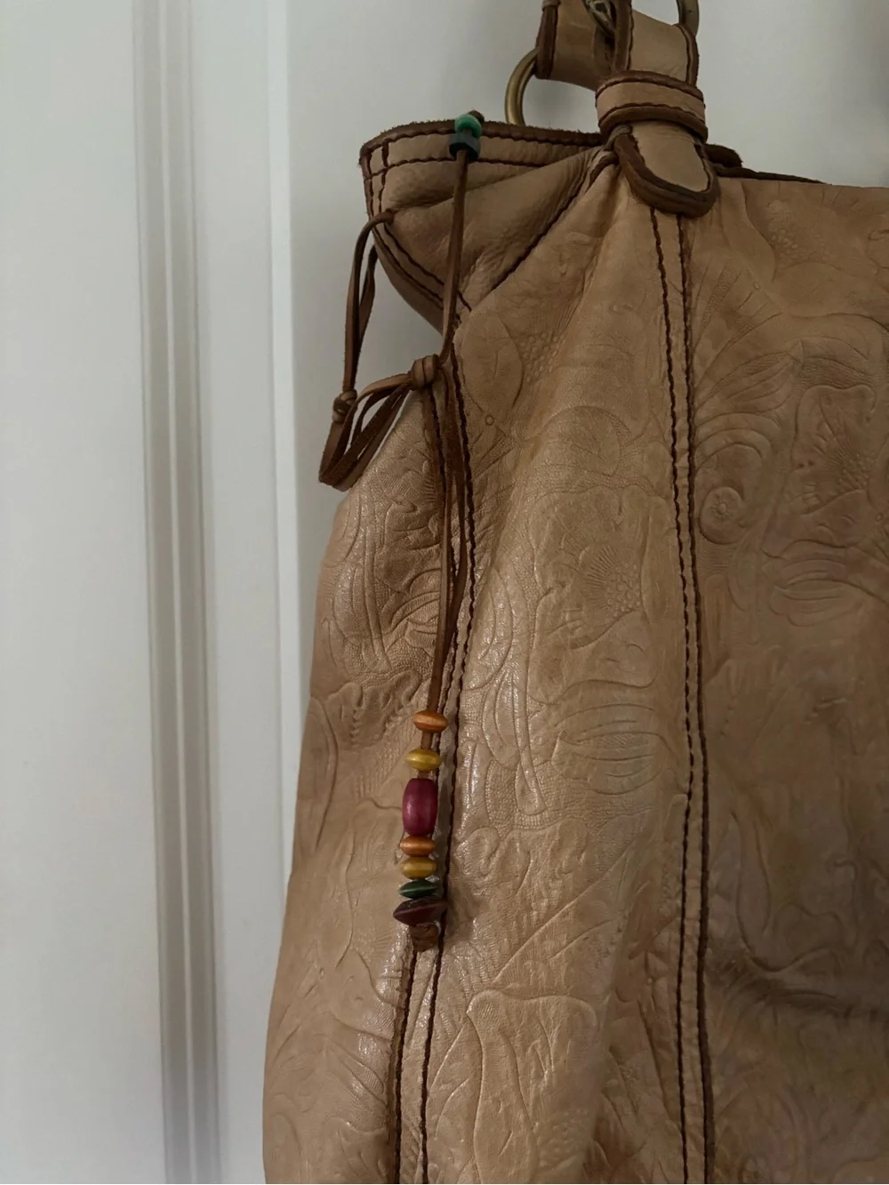 Lucky Brand Floral Embossed Leather Shoulder Bag Boho Slouchy - Picture 8 of 10